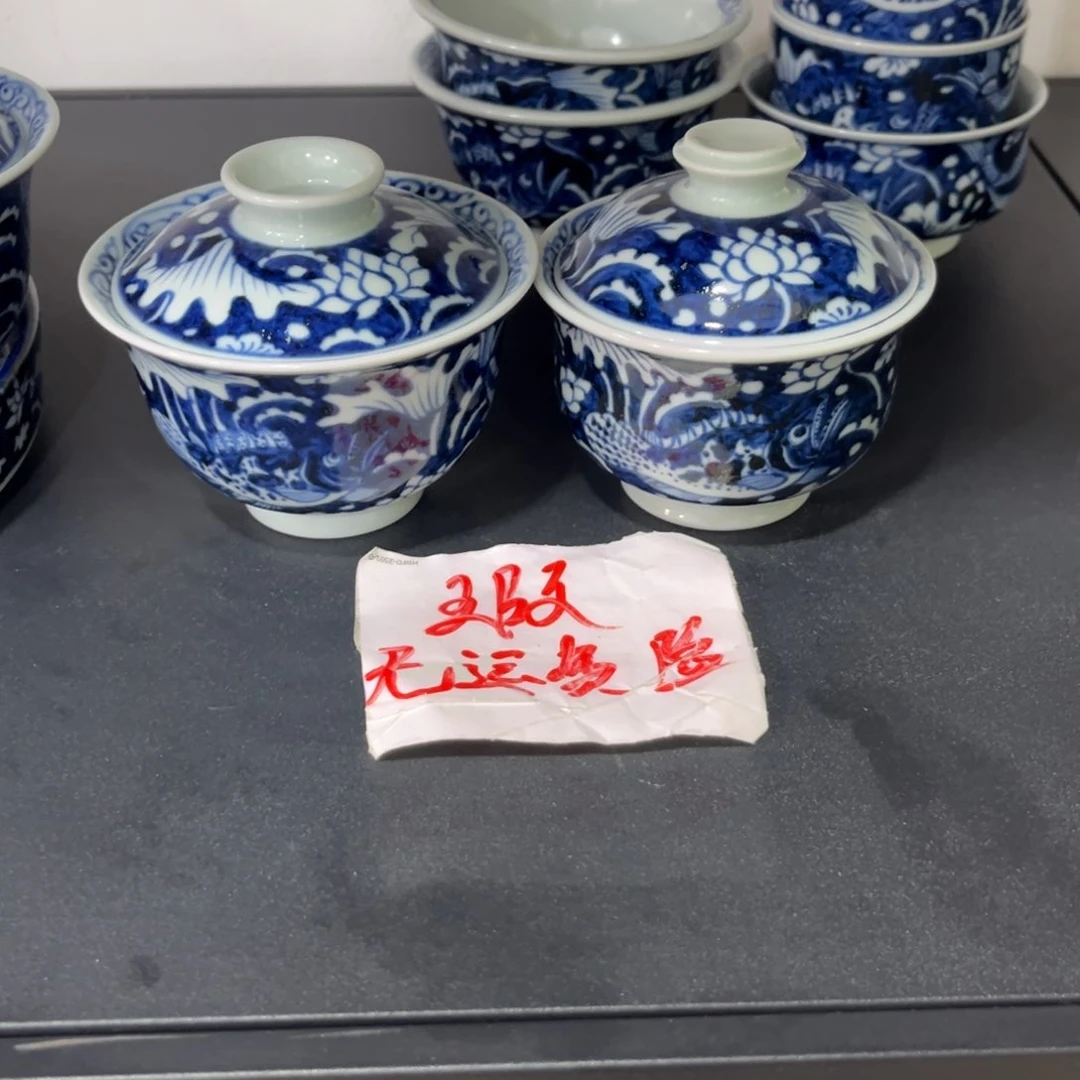 皮***2手绘蓝底鱼藻盖碗两个