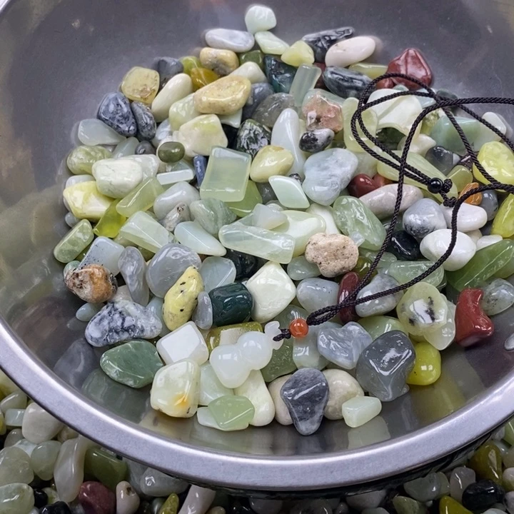 蛇纹石玉鱼缸石未镶嵌