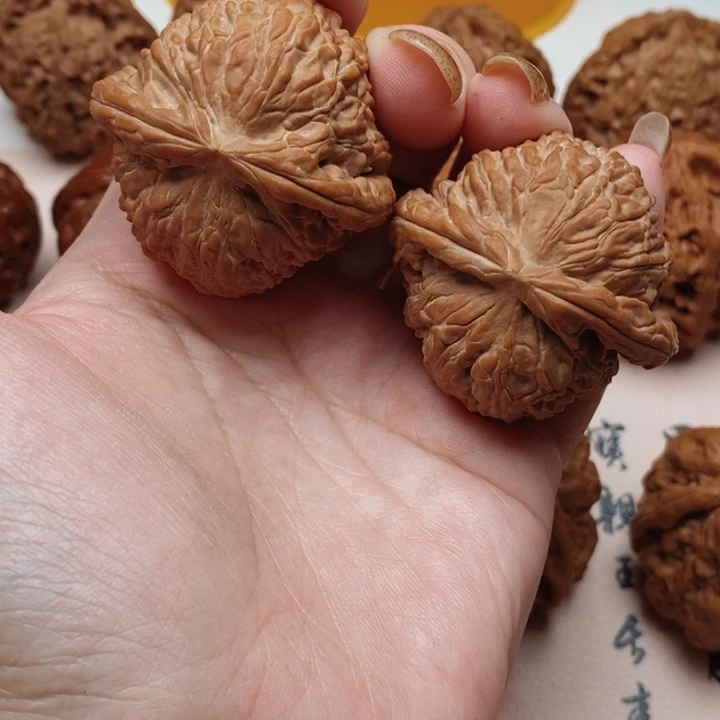 把件文玩核桃七*白狮子42