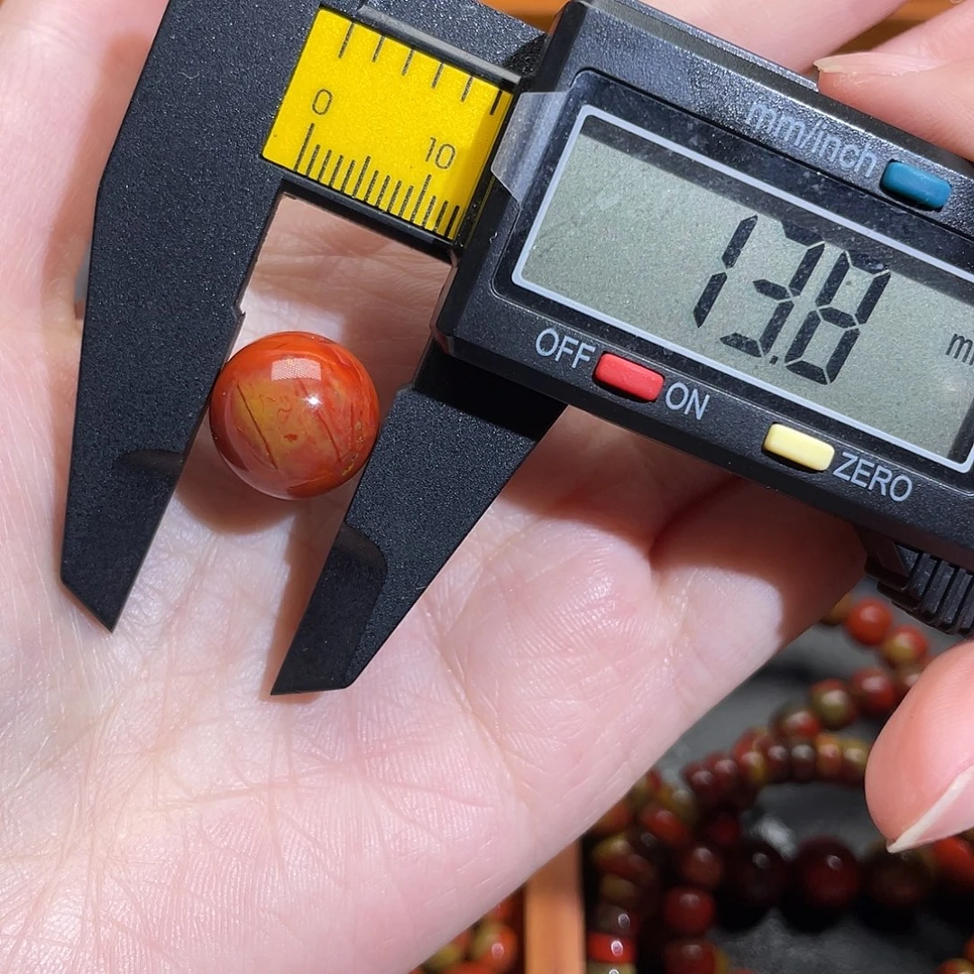 南红玛瑙未镶嵌圆珠