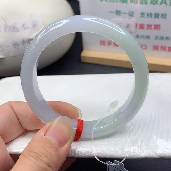 未镶嵌手镯翡翠5556