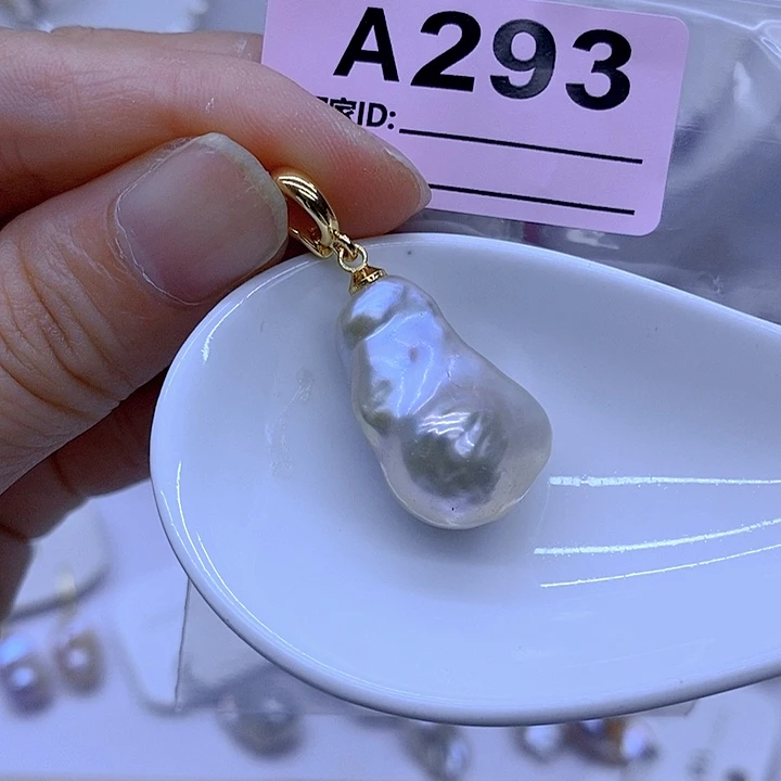 颈饰未镶嵌淡水珍珠