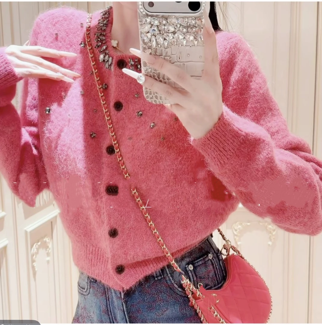 淑雅阁服饰  常规款订钻冬季圆领甜美时尚长袖开衫1356