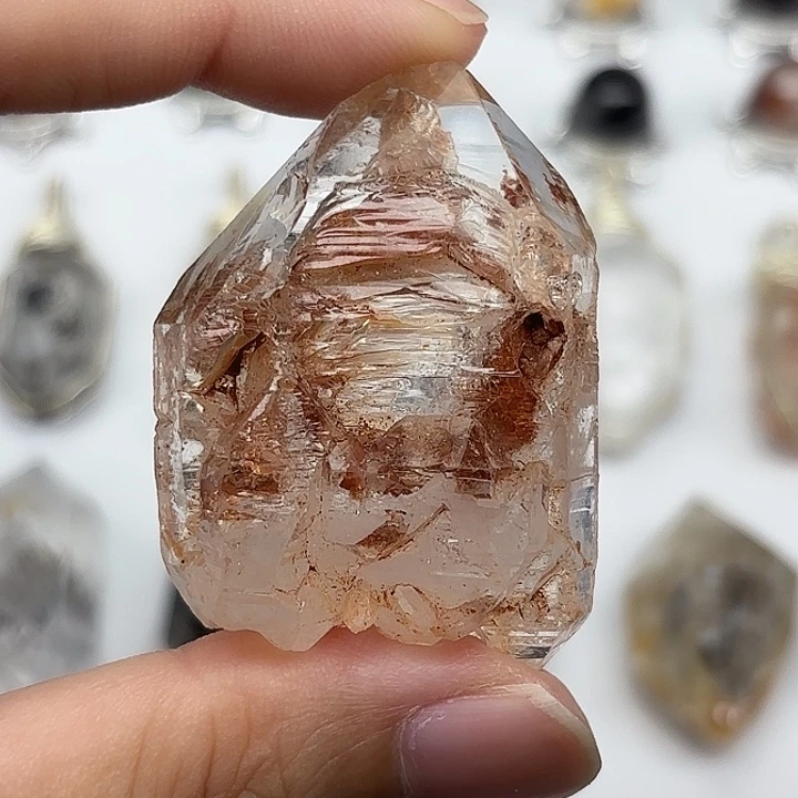 颈饰未镶嵌水晶巴基斯坦红泥闪灵钻45mm+