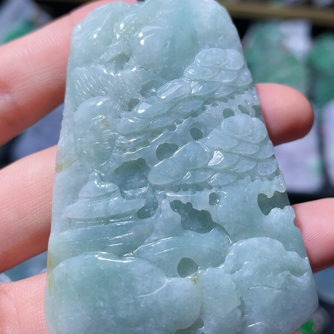 颈饰未镶嵌翡翠一个