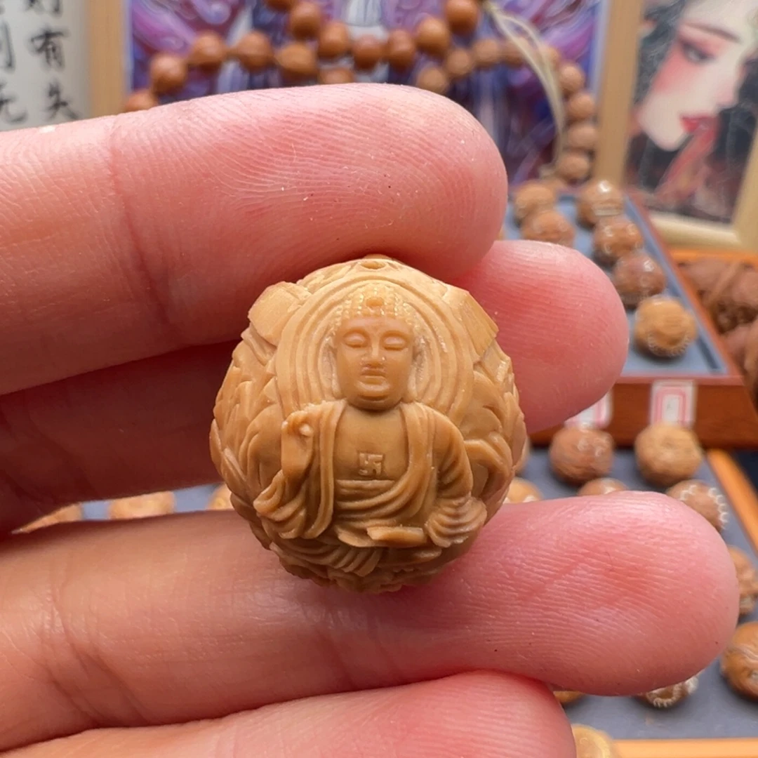 猴头核桃吊坠大日如来