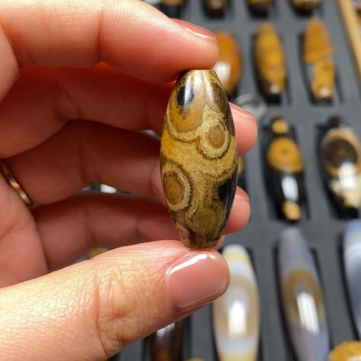 玛瑙/玉髓颈饰未镶嵌刘*江