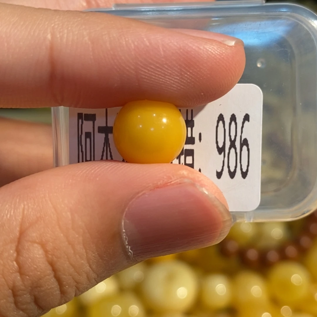 琥珀未镶嵌珠宝奇石986