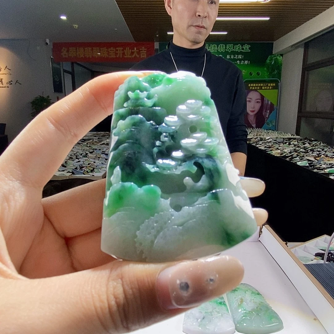 颈饰未镶嵌翡翠翡翠