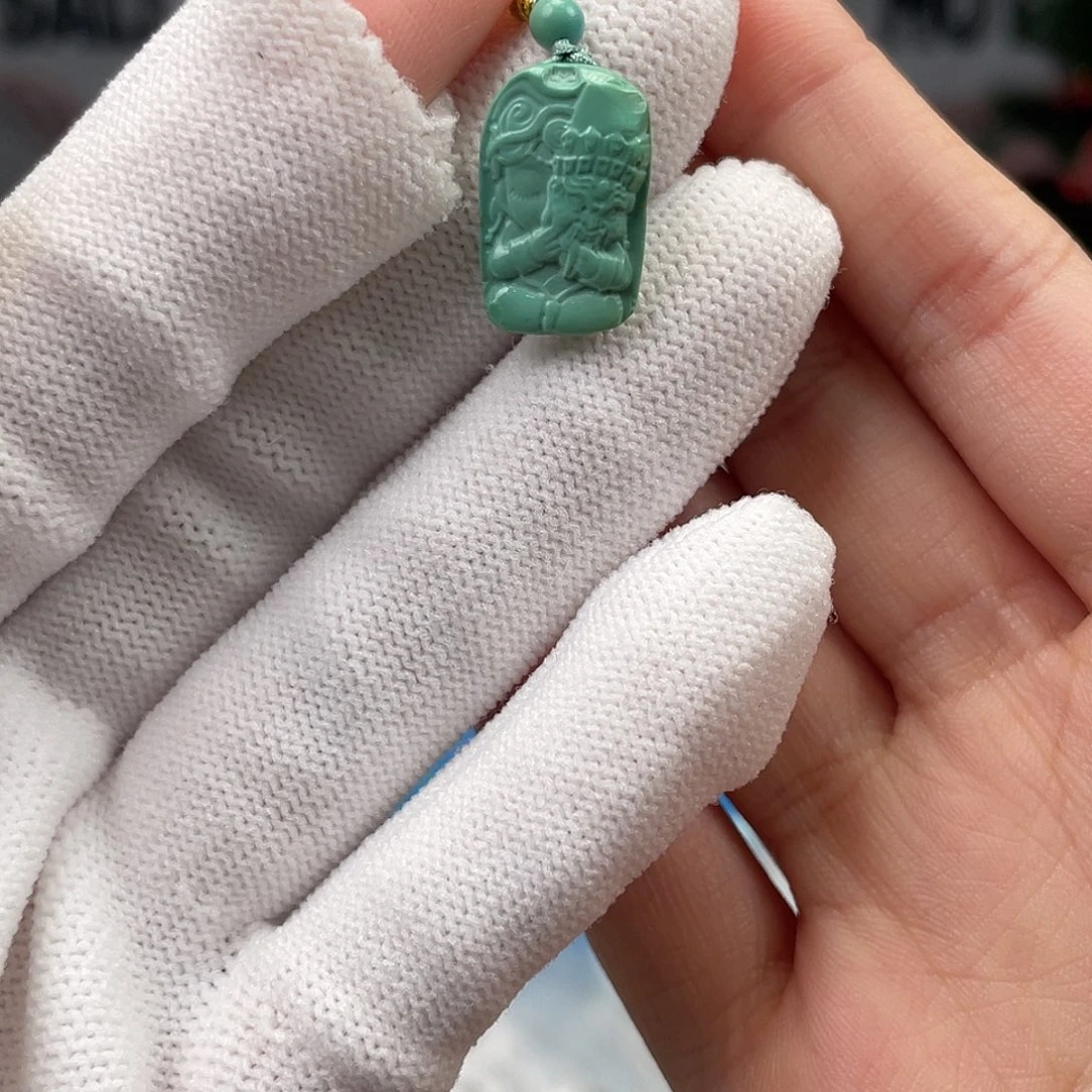 绿松石未镶嵌挂件