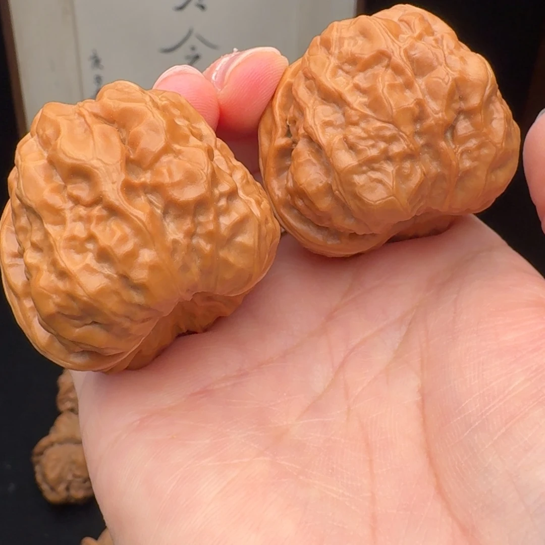 文玩核桃闪购蛤蟆39