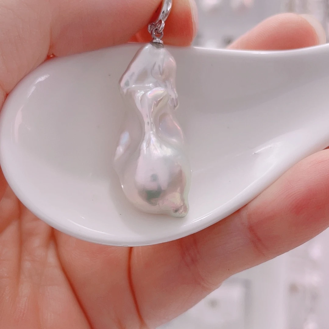 颈饰未镶嵌淡水珍珠