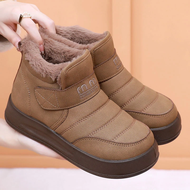 厚底雪地靴女2025新款冬季加绒保暖东北大棉鞋女短靴妈妈时尚休闲
