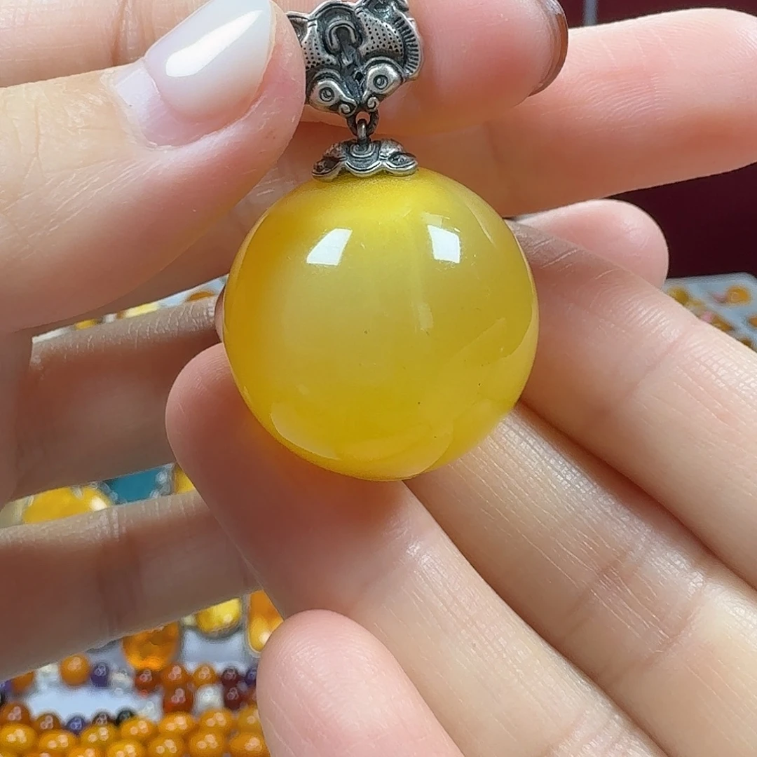 蜜蜡银S925镶嵌颈饰吊坠