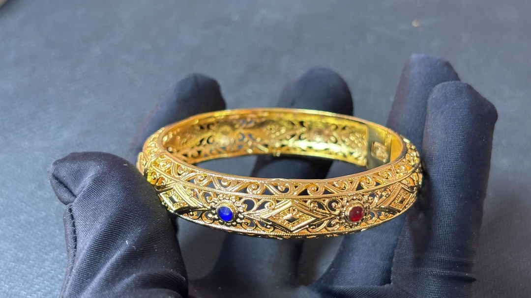 C60-禾遇三宝精工手镯