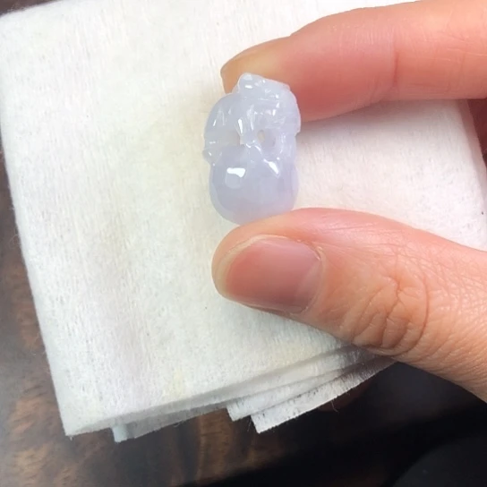 翡翠未镶嵌颈饰缅甸A货，每天下午1点半开播