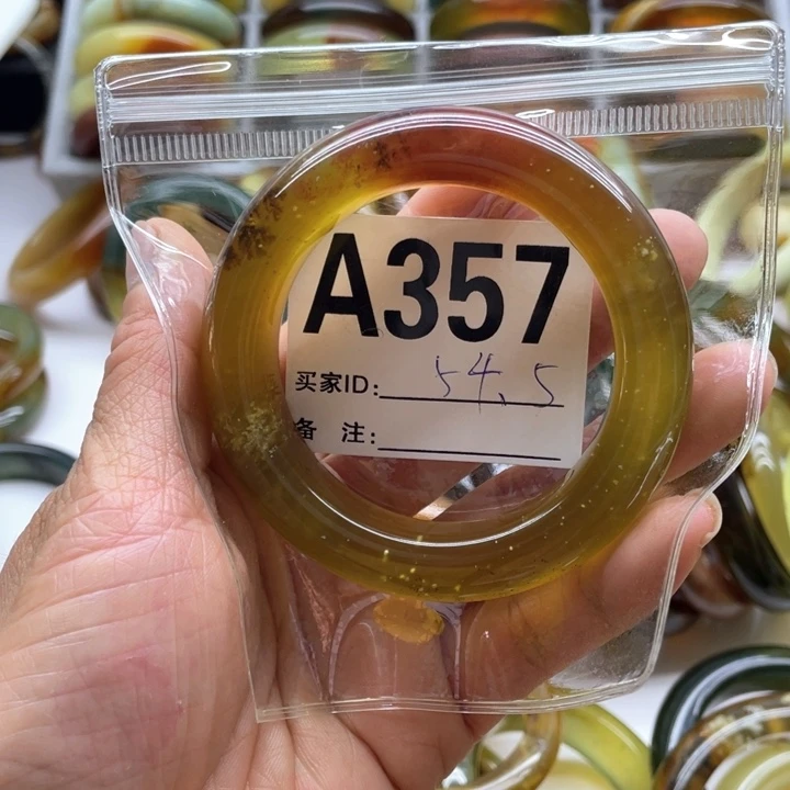 蛇纹石玉未镶嵌手镯晔*华