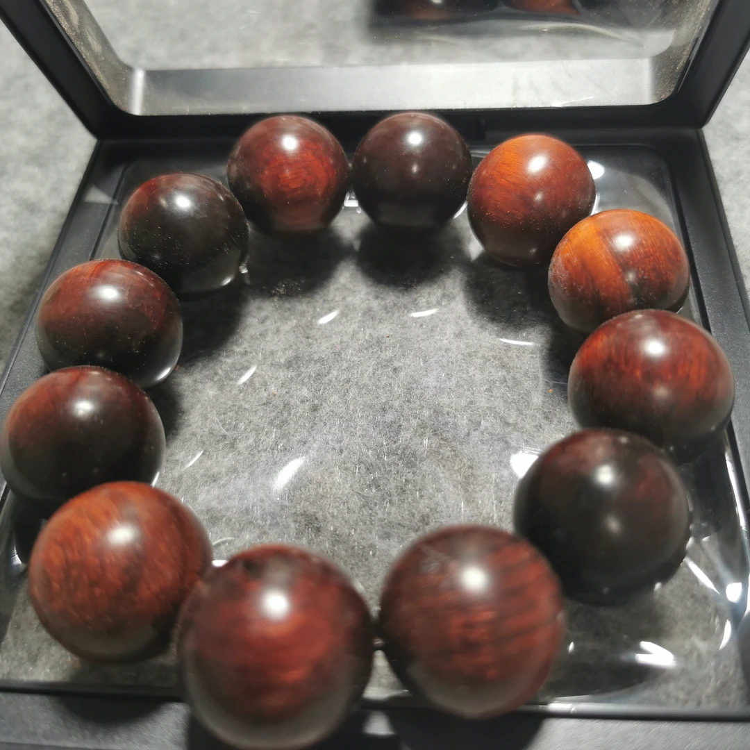 09，小叶紫檀卡20尺寸12颗精品无暇，纯手工制作无科技一物一拍。