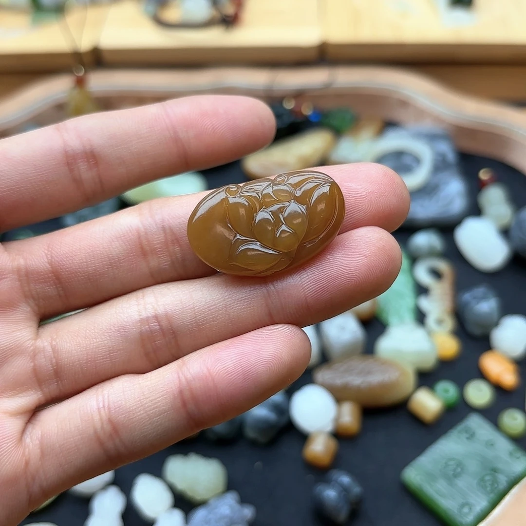 和田玉颈饰未镶嵌静*