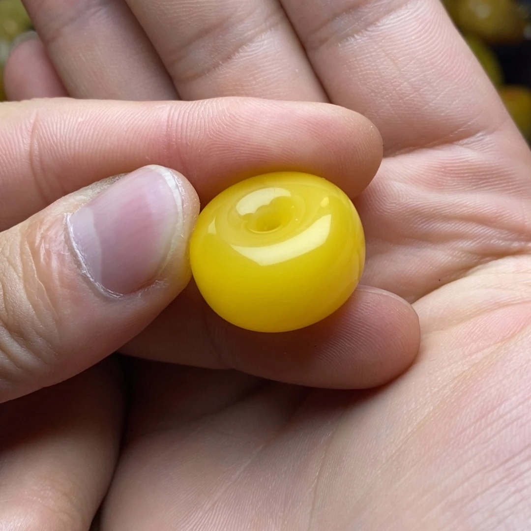 琥珀未镶嵌裸石蜜蜡