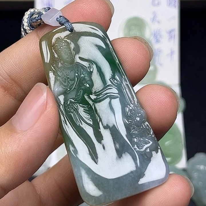 翡翠未镶嵌颈饰缅甸翡翠