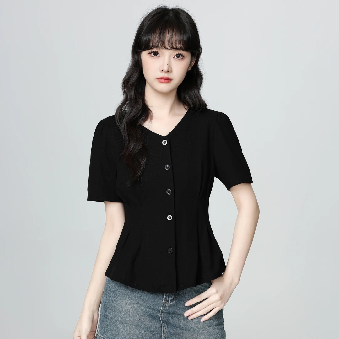 黑色V领短袖衬衫女2025夏季新款设计感不规则收腰显瘦衬衣短上衣