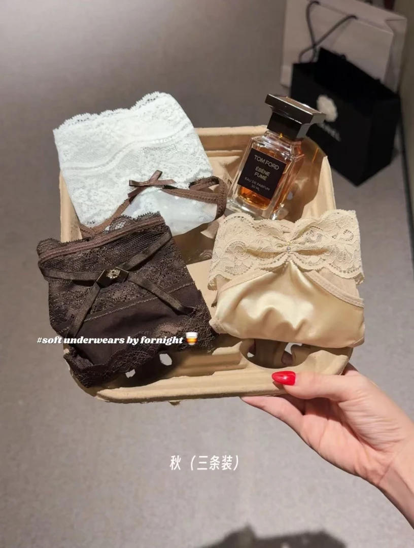 轻奢季节蕾丝三角裤女士组合 四种风格色系内裤女套组（3条礼盒装）