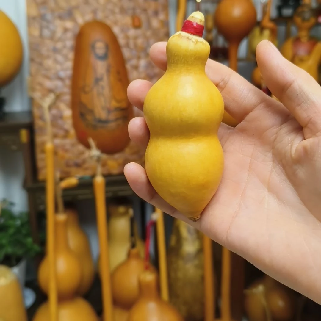 L***宝一个蚂蚁葫芦你好啊