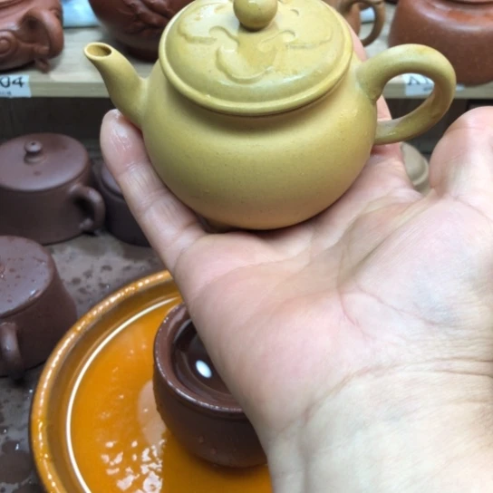 紫砂茶壶黄段泥大彬如意150豪升左右