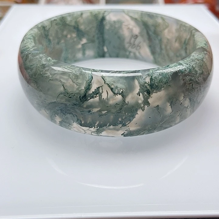 手镯玛瑙/玉髓未镶嵌