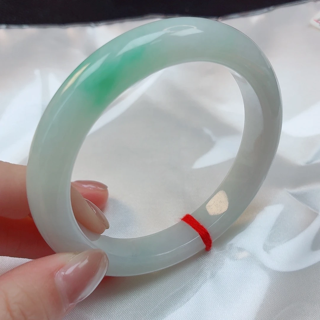 翡翠未镶嵌手镯56