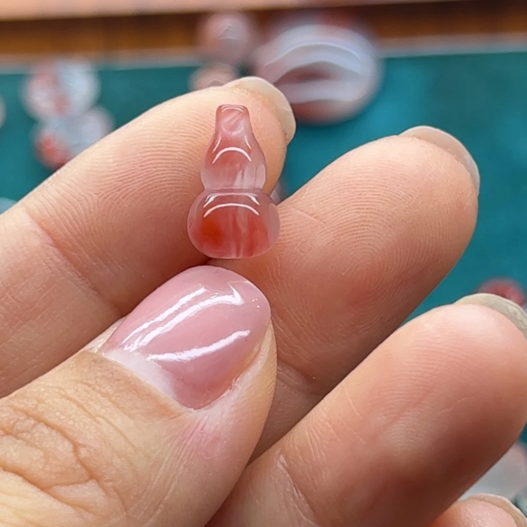 ****凡南红玛瑙未镶嵌配饰