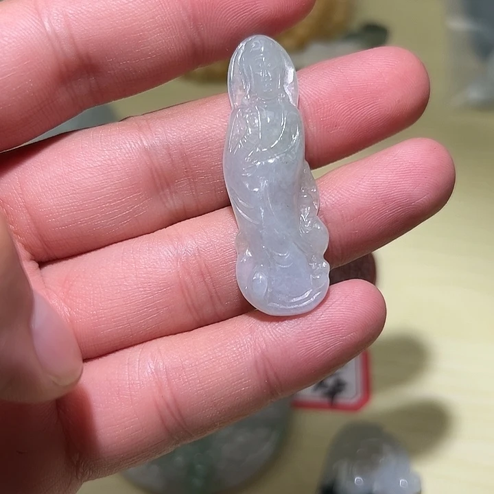翡翠未镶嵌颈饰67