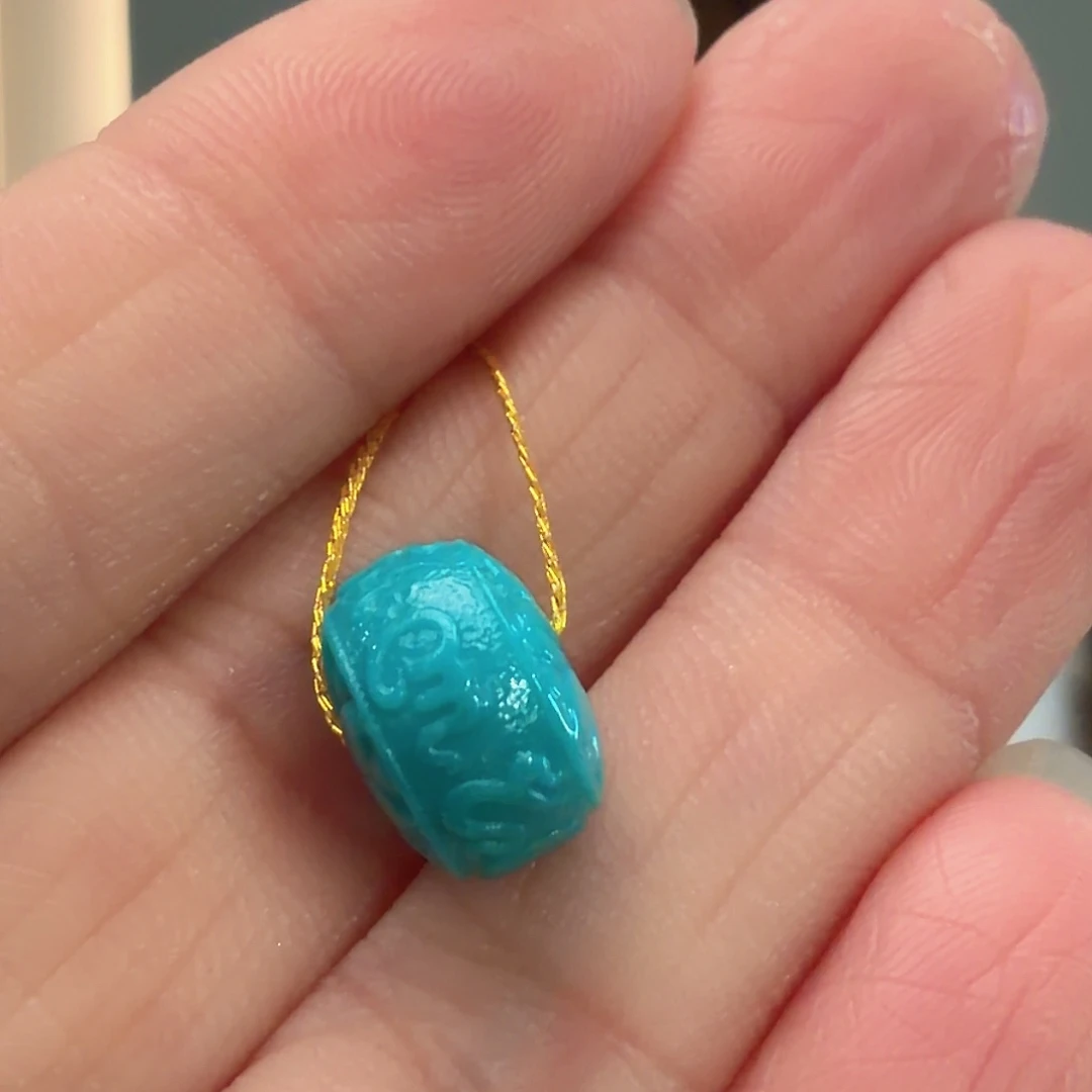 绿松石未镶嵌颈饰