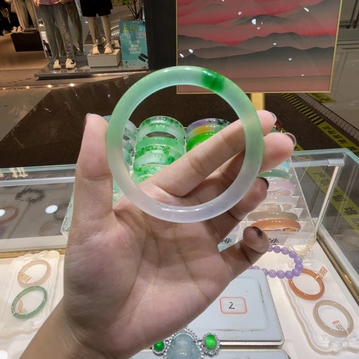 元****翡翠手镯未镶嵌翡翠手镯