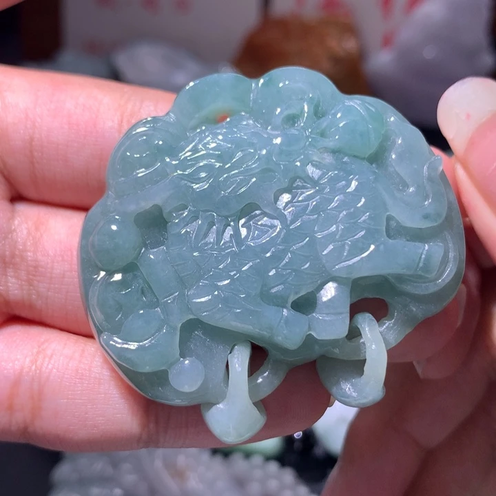 翡翠未镶嵌颈饰保真天然a货翡翠