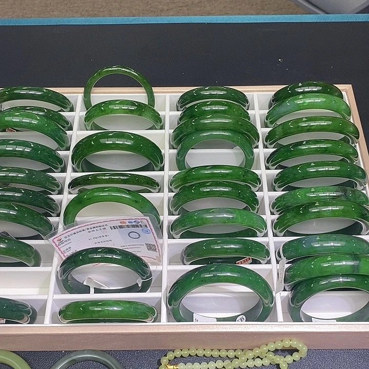 手链未镶嵌和田玉（糖玉）