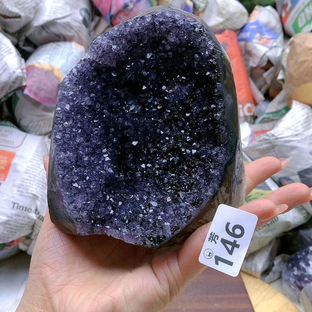 紫晶大型摆件（非配饰）未镶嵌