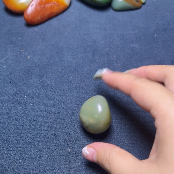 未镶嵌和田玉珠宝奇石