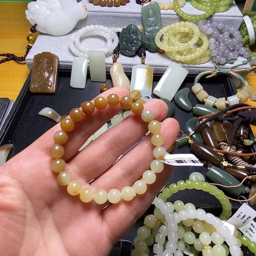 和田玉（糖玉）未镶嵌手链