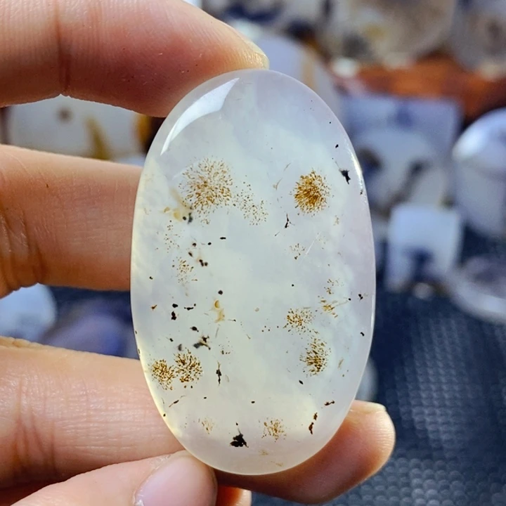 玛瑙/玉髓未镶嵌珠宝半成品