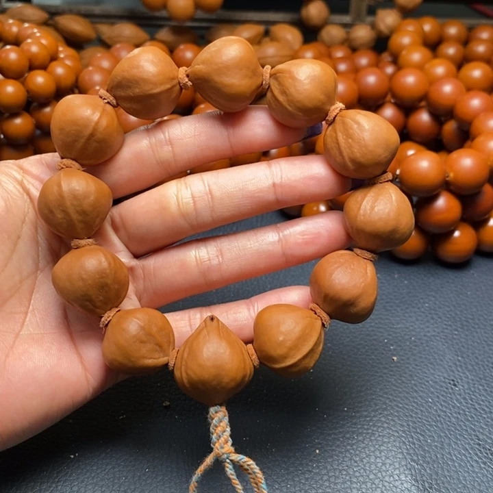 橄榄核吊坠2.1尺寸三花原皮