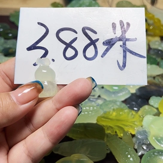 蛇纹石玉合金颈饰