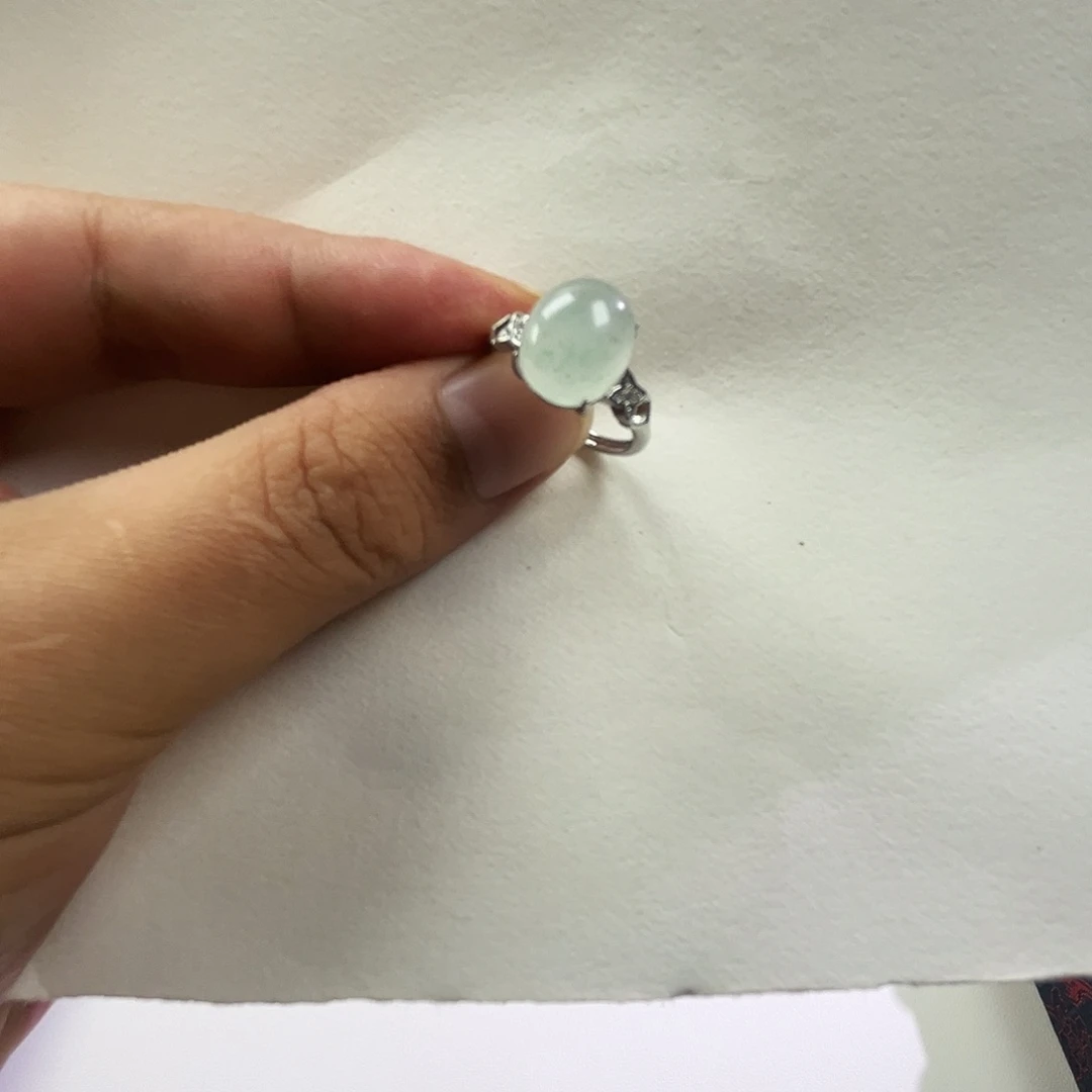 石英质玉合金戒指