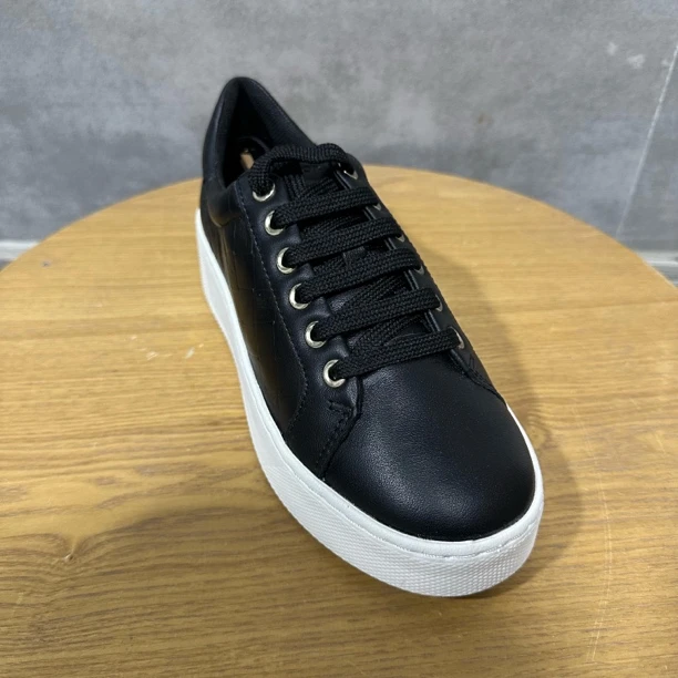 G家女士时尚休闲板鞋D35QXC