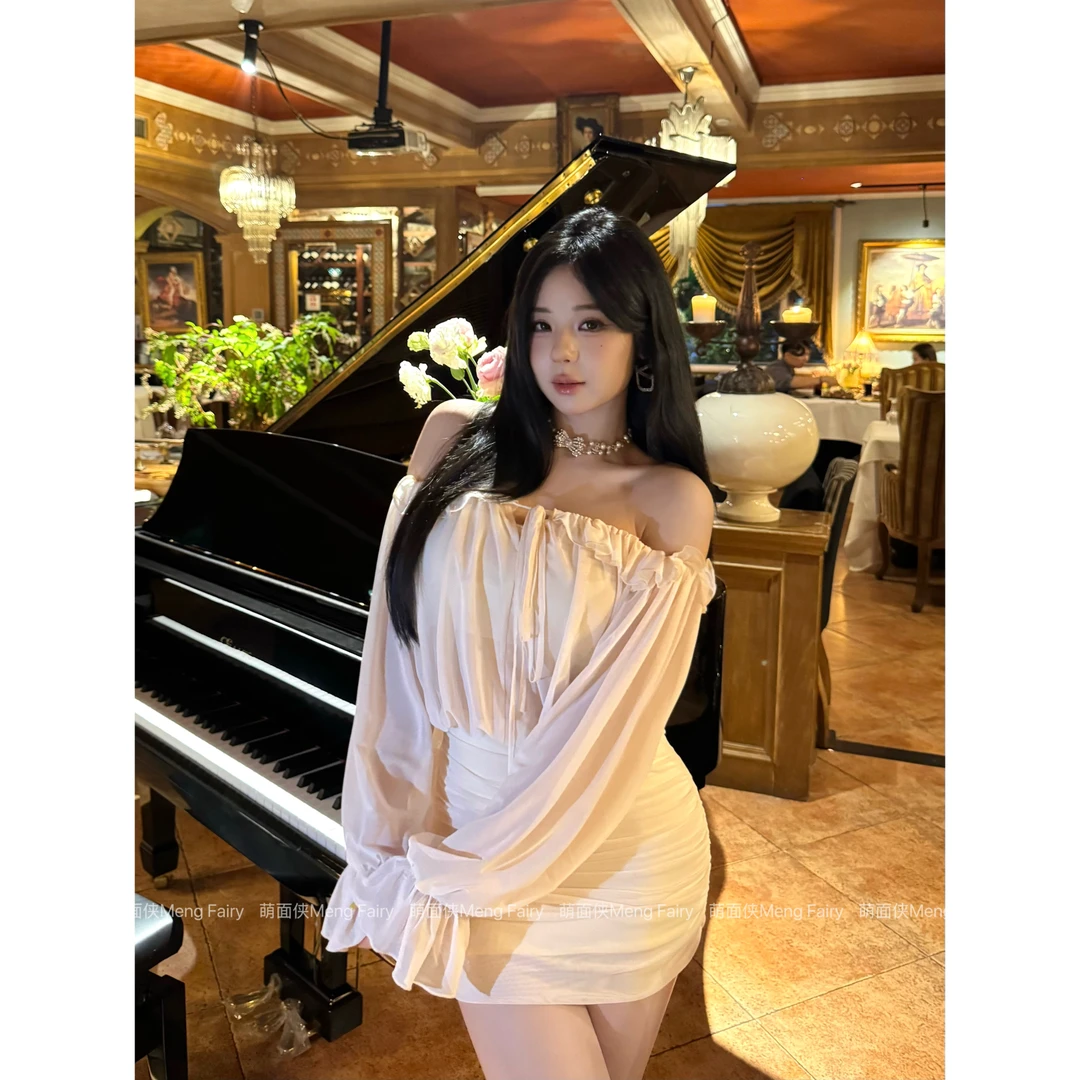 现货萌面侠【娇柔美杜莎】纯欲荷叶边一字肩包臀短款连衣裙5542M