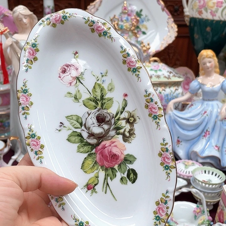 杯碟陶瓷摆件陶瓷