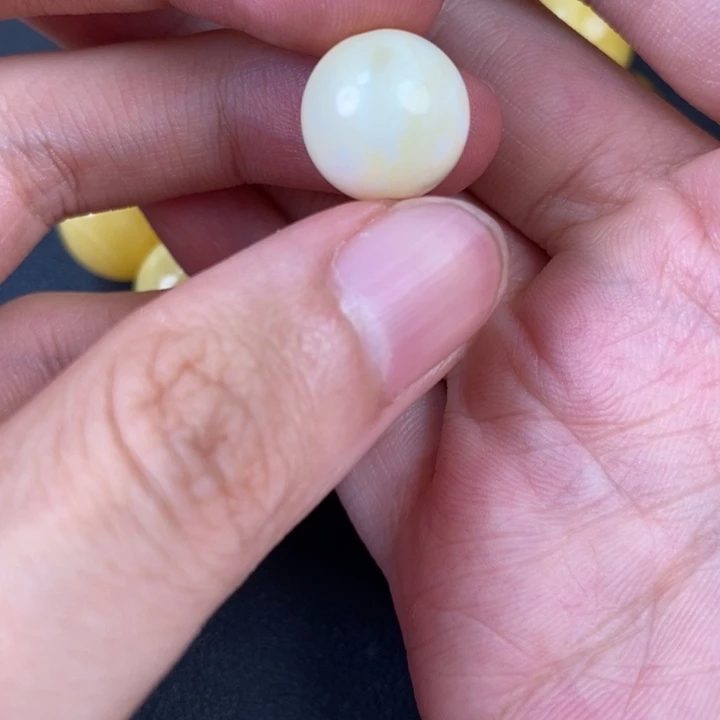 未镶嵌琥珀裸石天阶微粉44