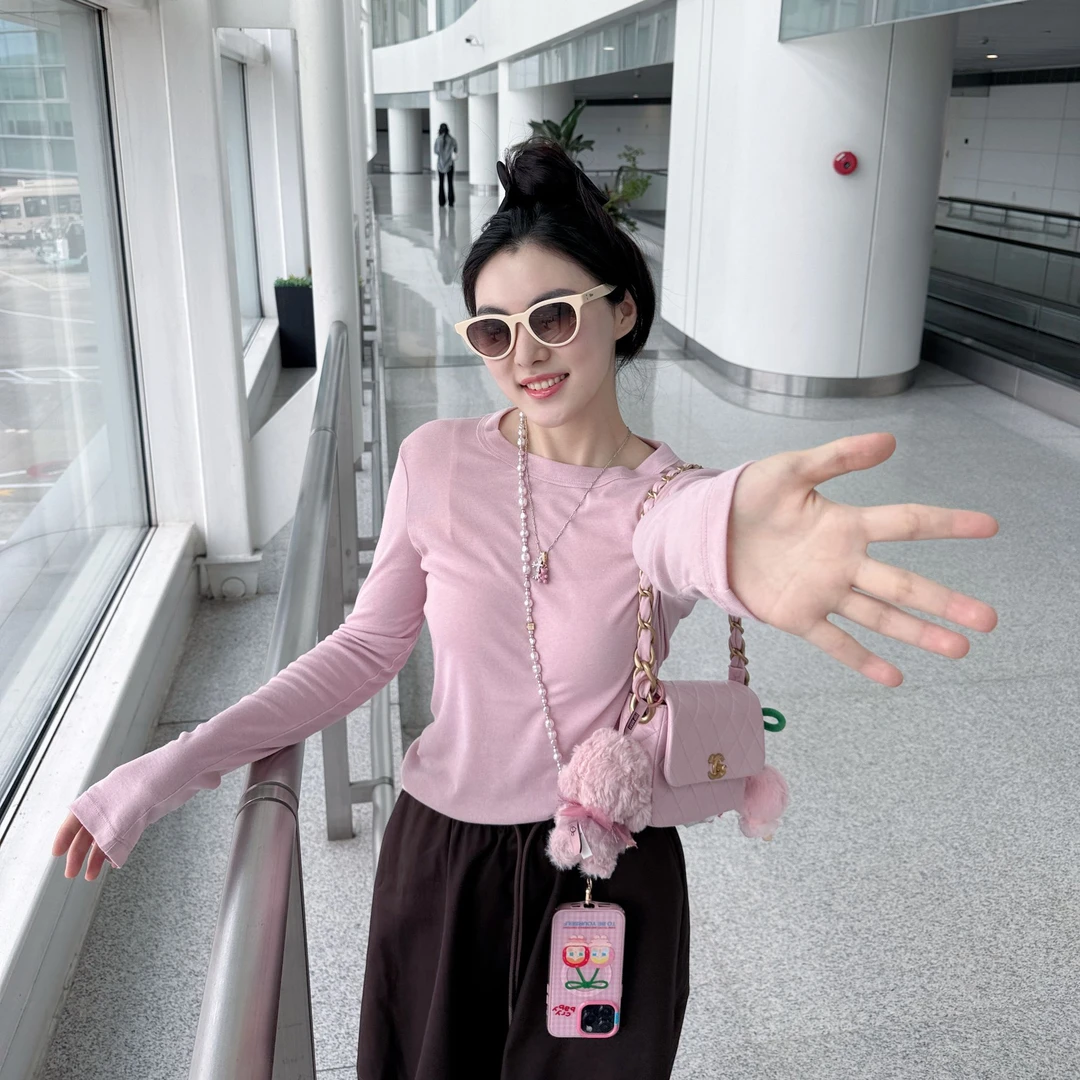 PM王囡囡 粉色纯色净版插肩长袖圆领上衣 ND1B1103