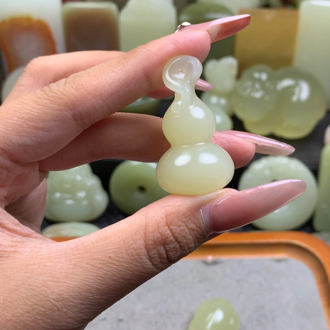 新疆昆仑山料牌子